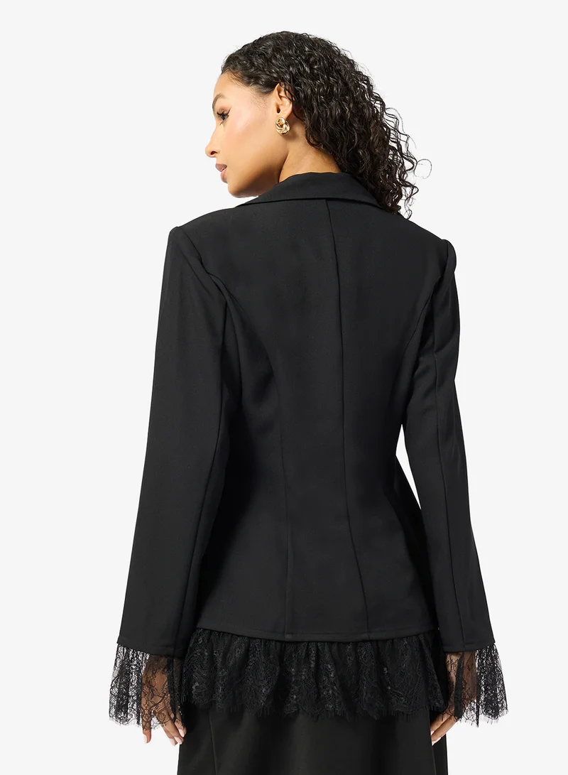 جينجر Cinched Waist Structured Blazer with Lace Trim